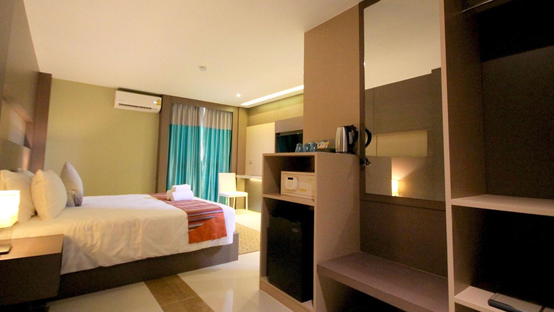Republic 3*