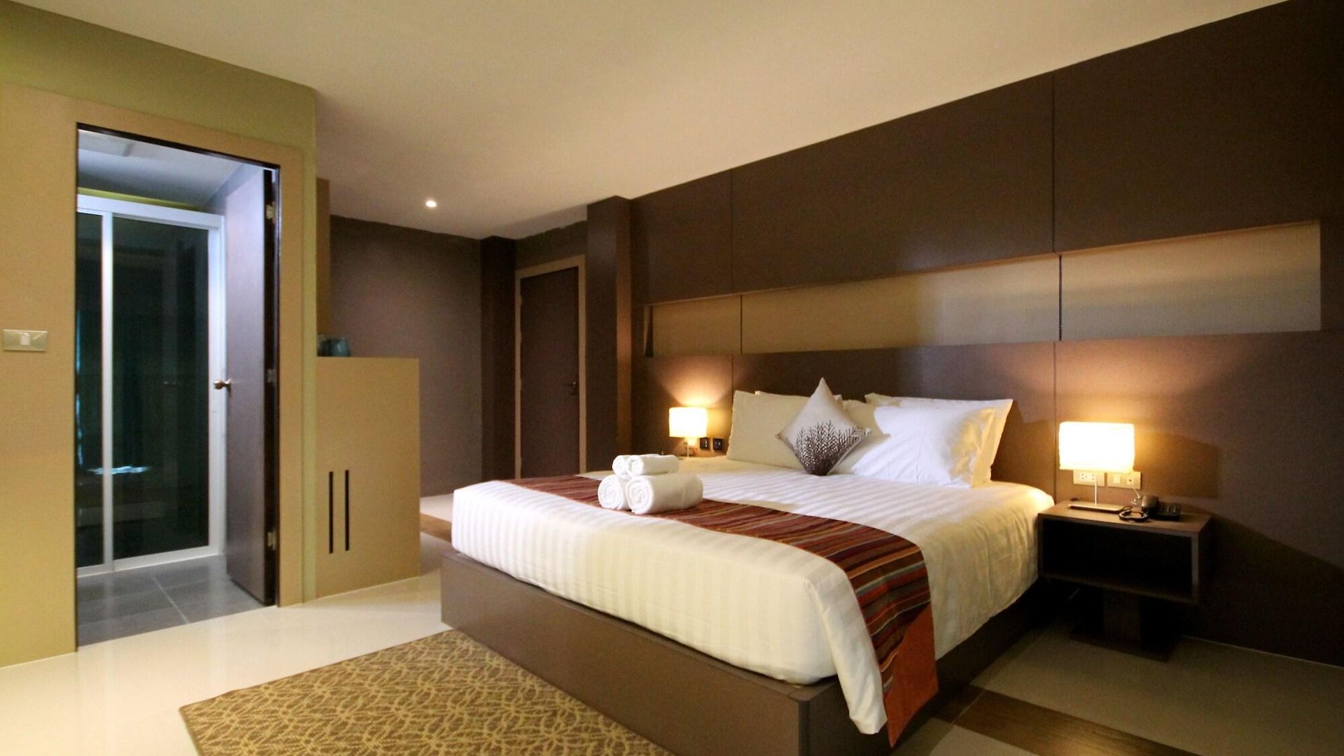 Republic 3*