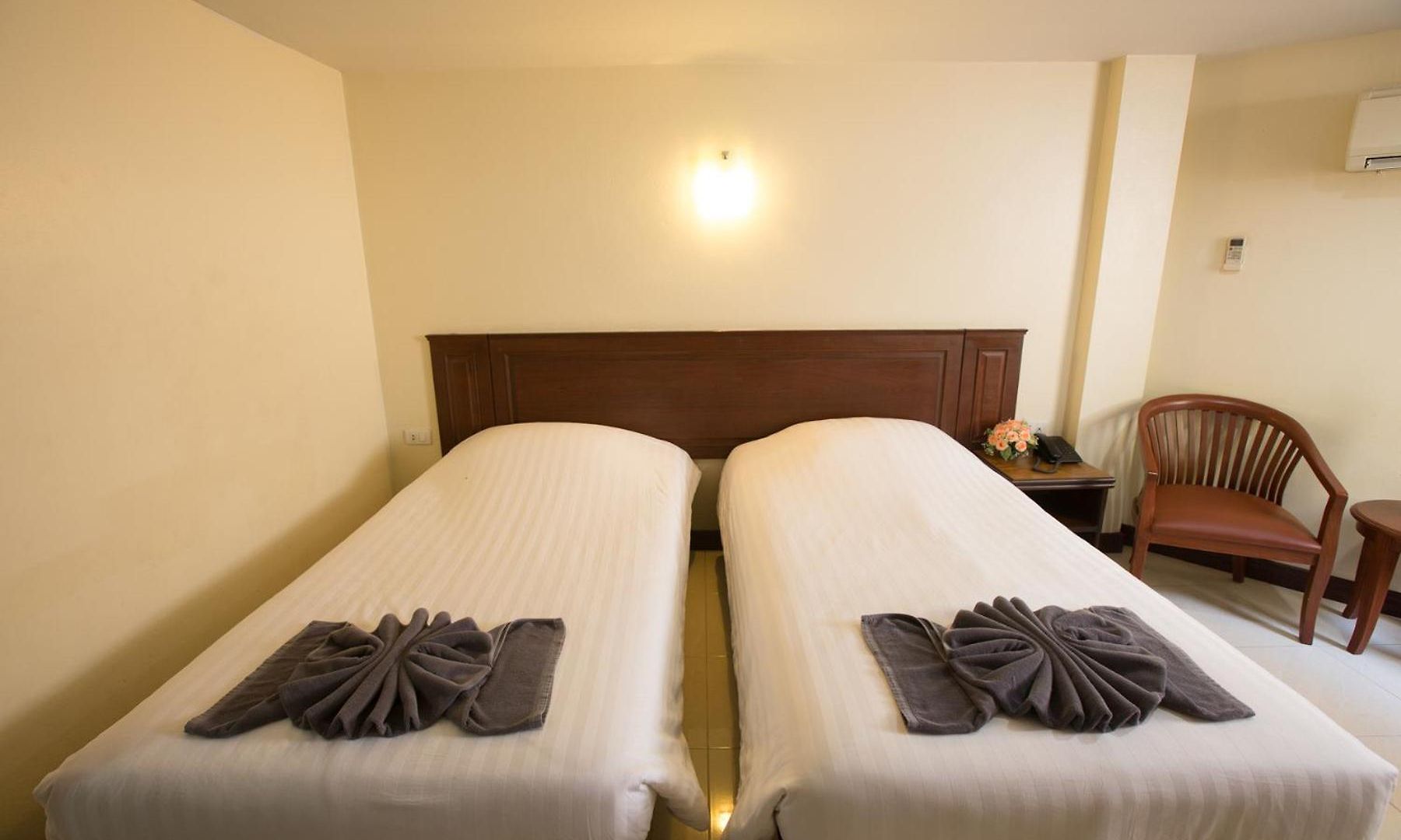 Twin Palms Pattaya, Sha Extra Certified Hotel 3*