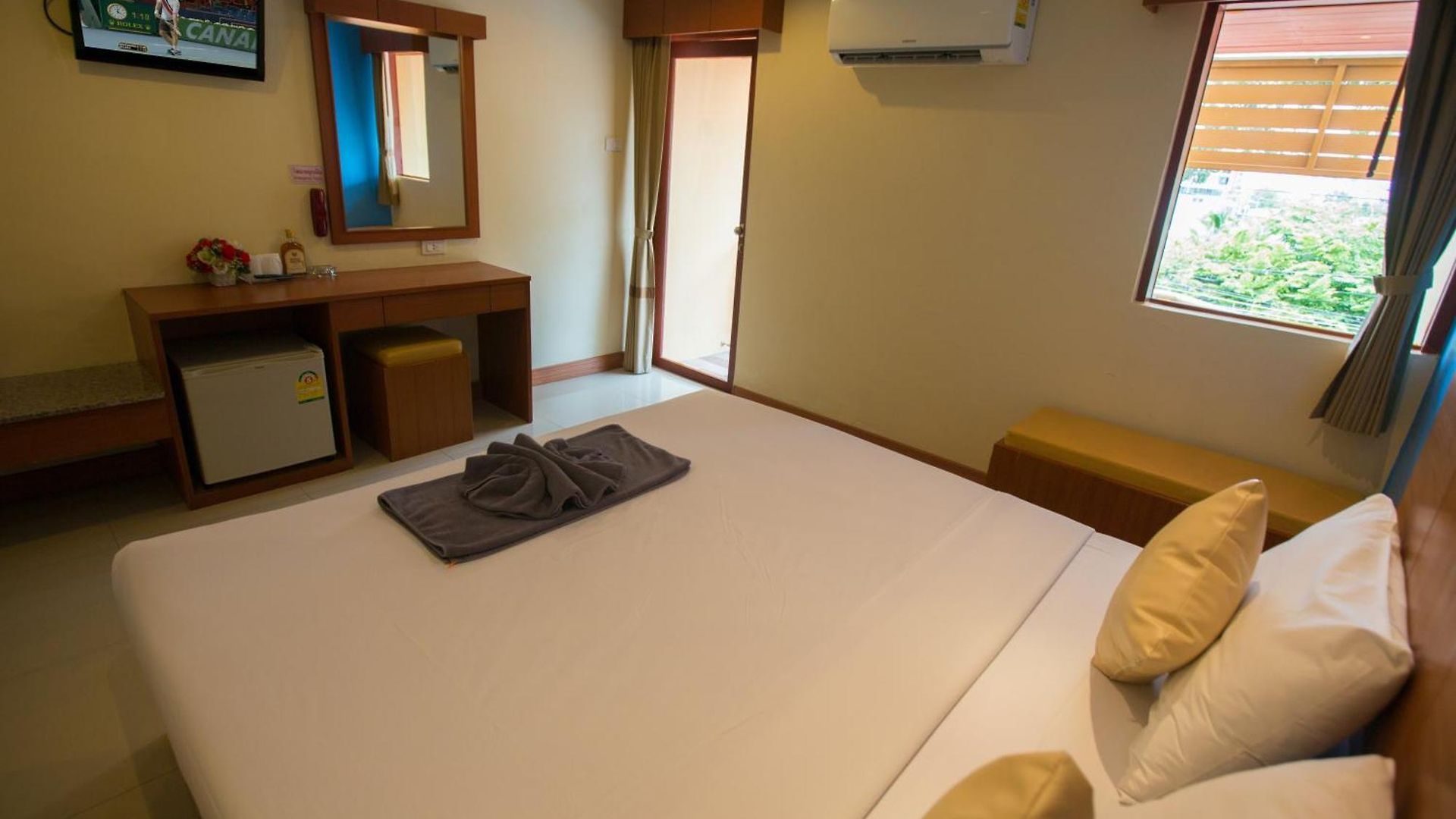 Hotel Twin Palms Pattaya, Sha Extra Certified 3*