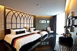 Tsix5 Quarter โรงแรม