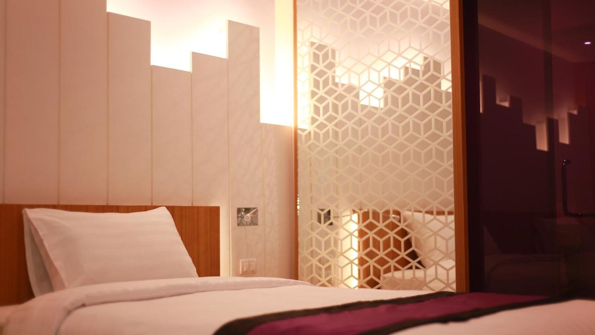 โรงแรม The Whisper Pattaya