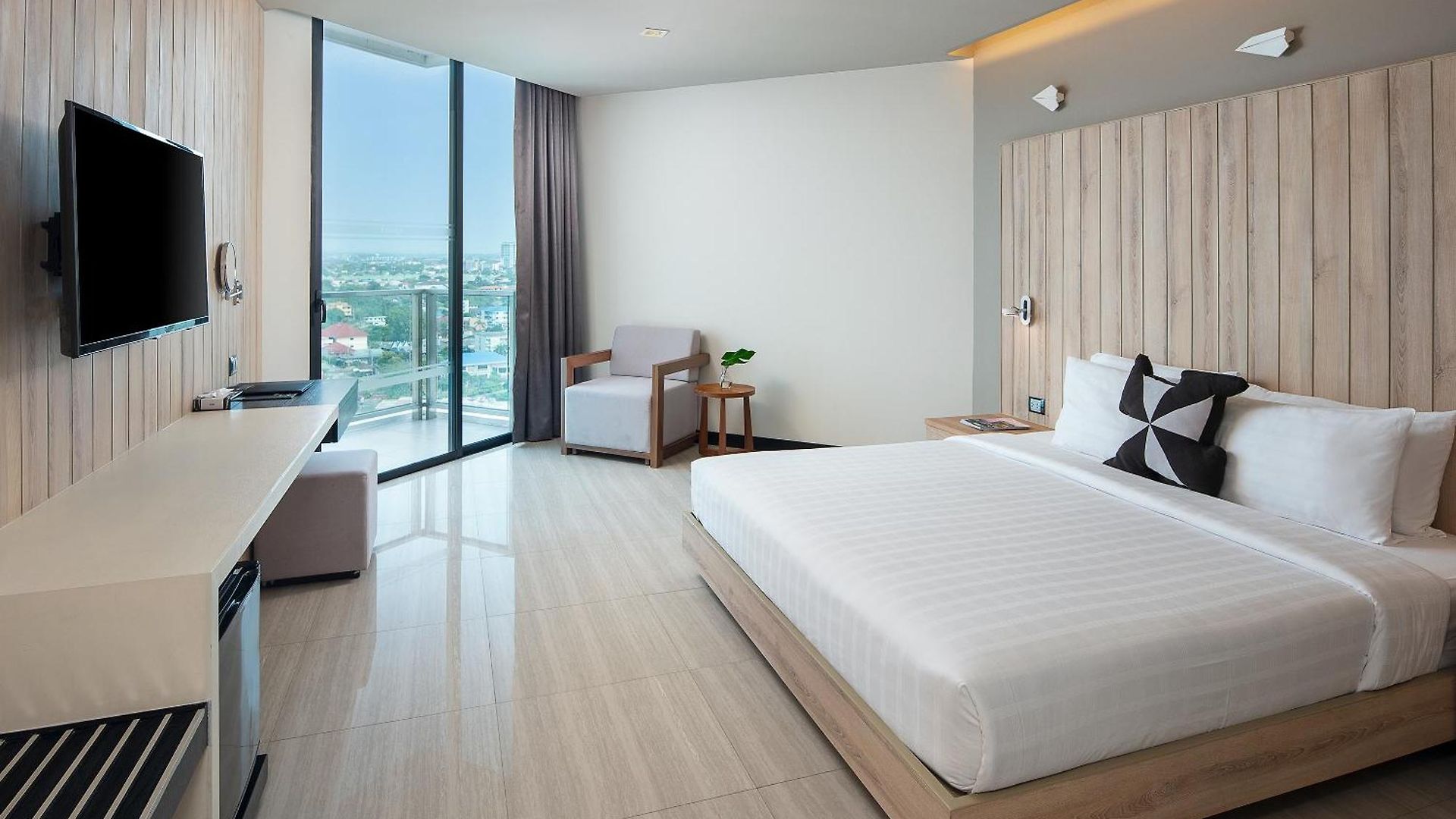 Tsix5 Phenomenal Pattaya