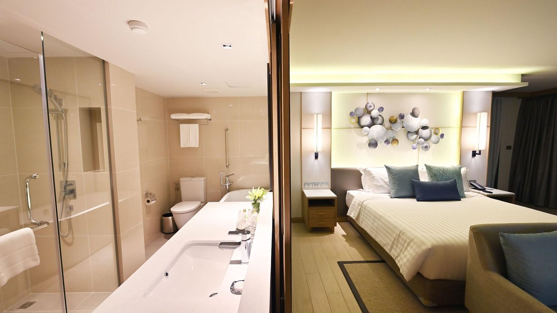 โรงแรม M - Sha Extra