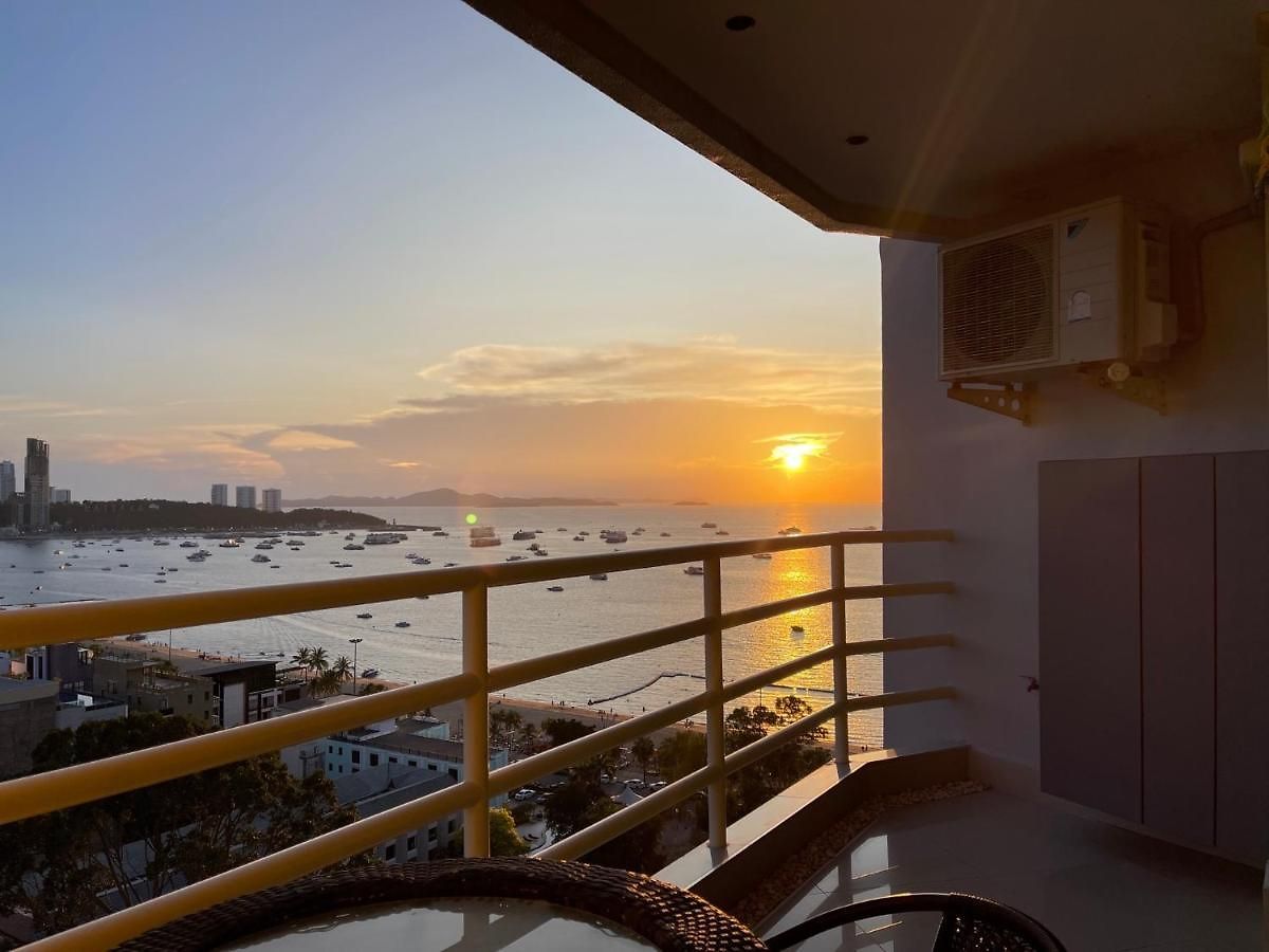 อพาร์ทเม้น View Talay 6 Pattaya