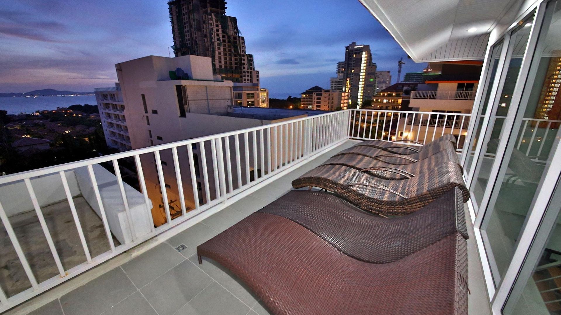 โรงแรม Family Pattaya