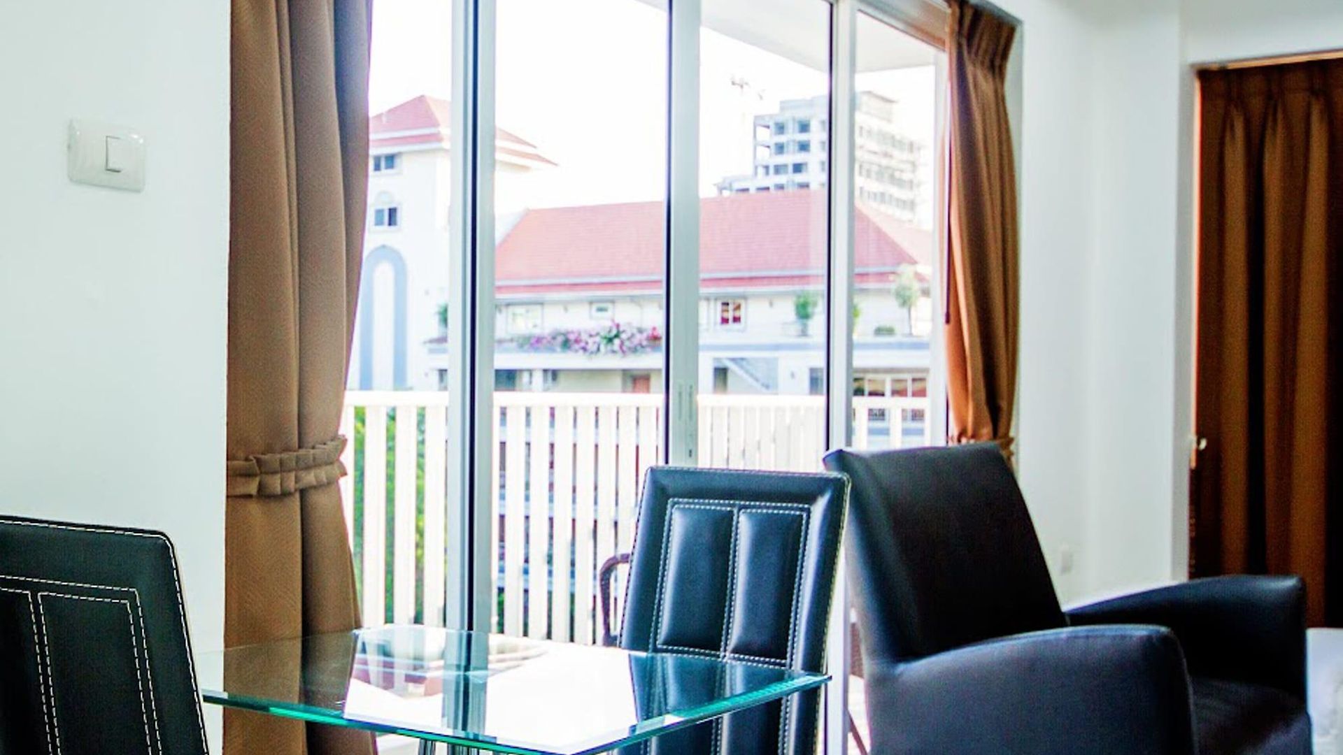 Family โรงแรม Pattaya