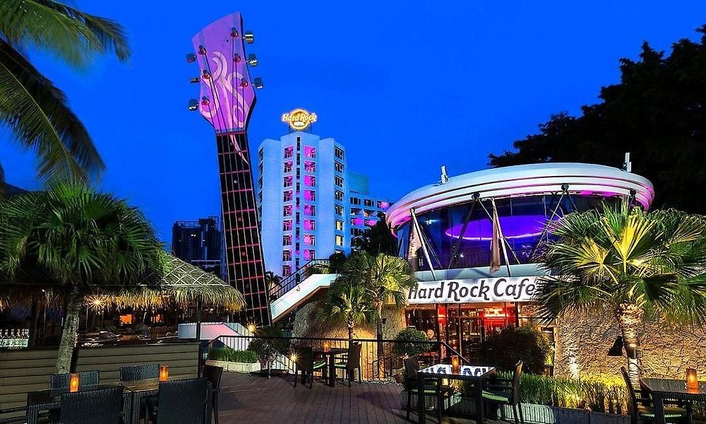 The Base อพาร์ทเม้น Pattaya