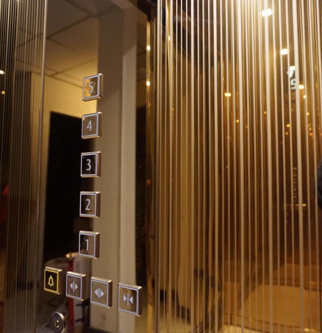 โรงแรม Sureena