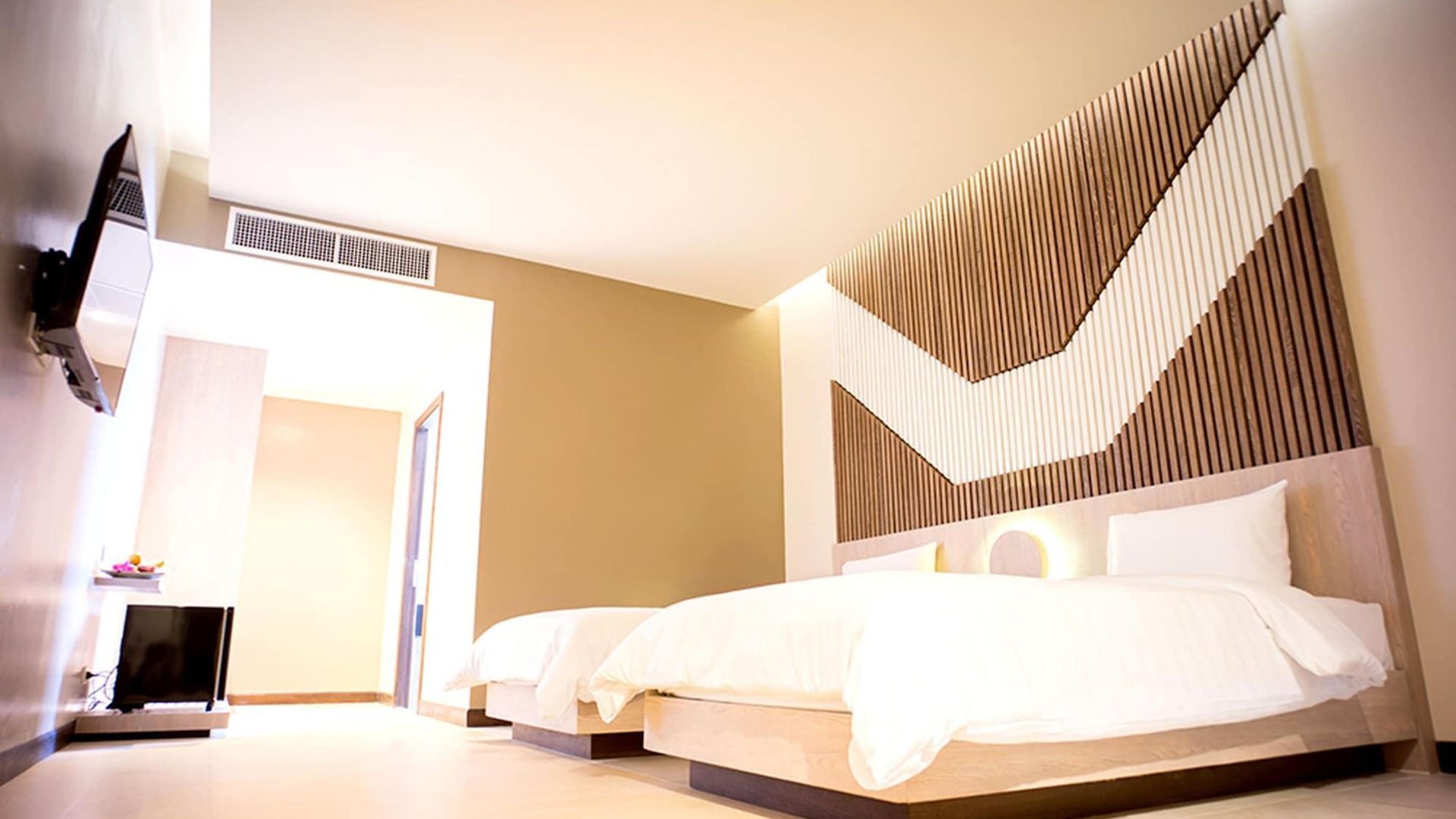 โรงแรม The Hermitage 2*