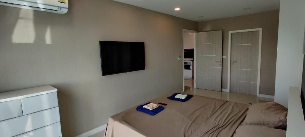 One Tower Seaview 64 อพาร์ทเม้น *