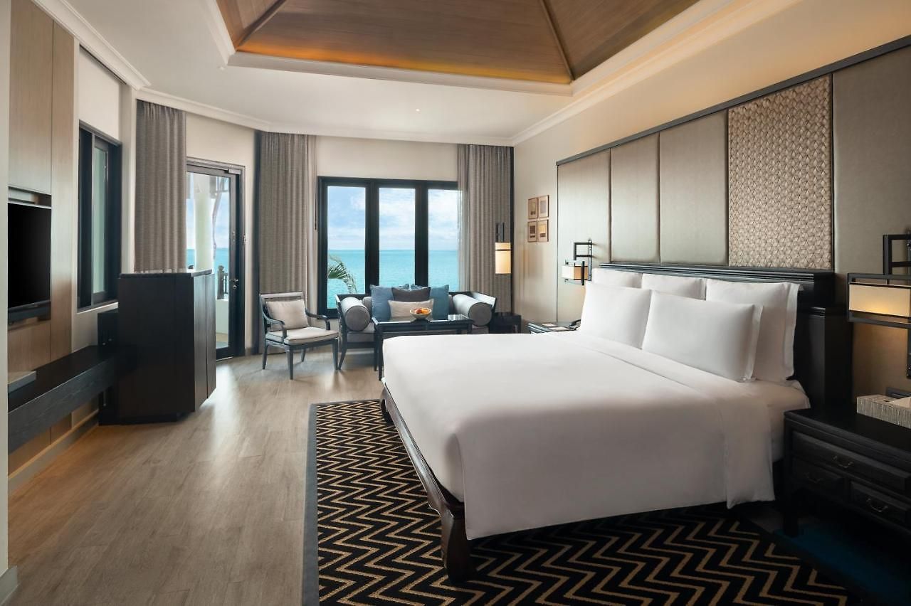 Intercontinental By Ihg 5*