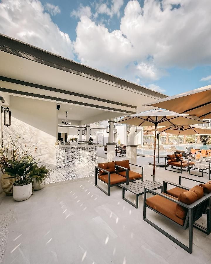 Health Land & โรงแรม 5*