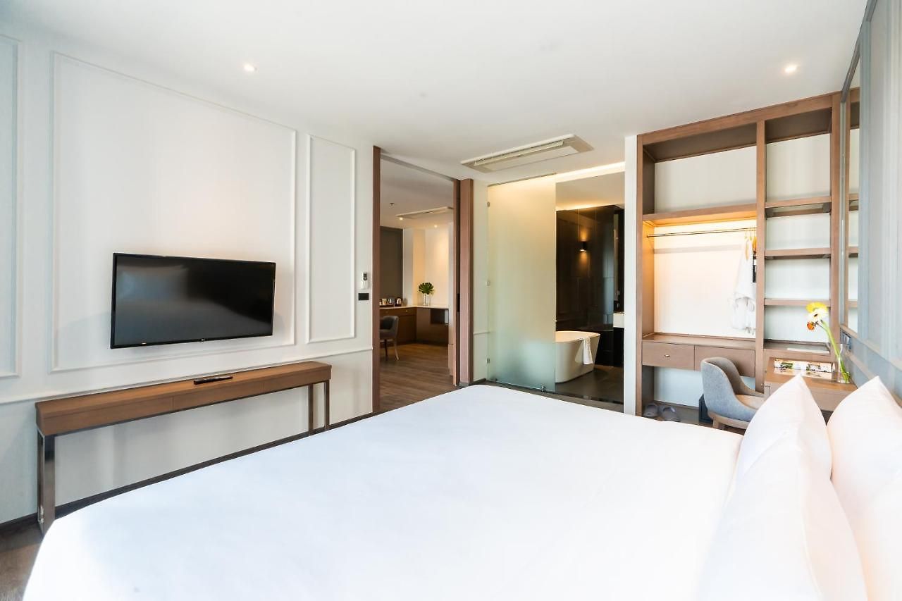 โรงแรม One Patio - Sha Extra
