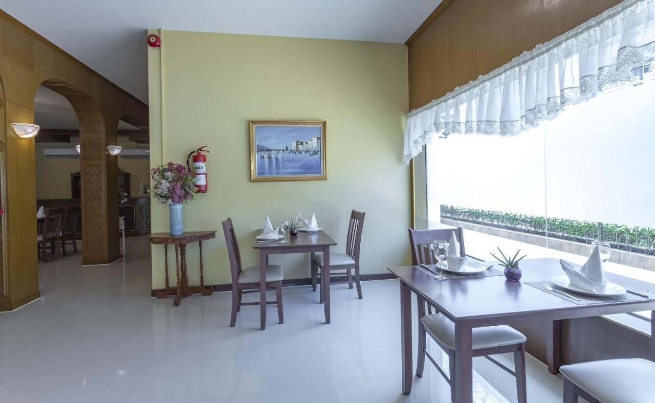 Sabai Nearby Marina 3*