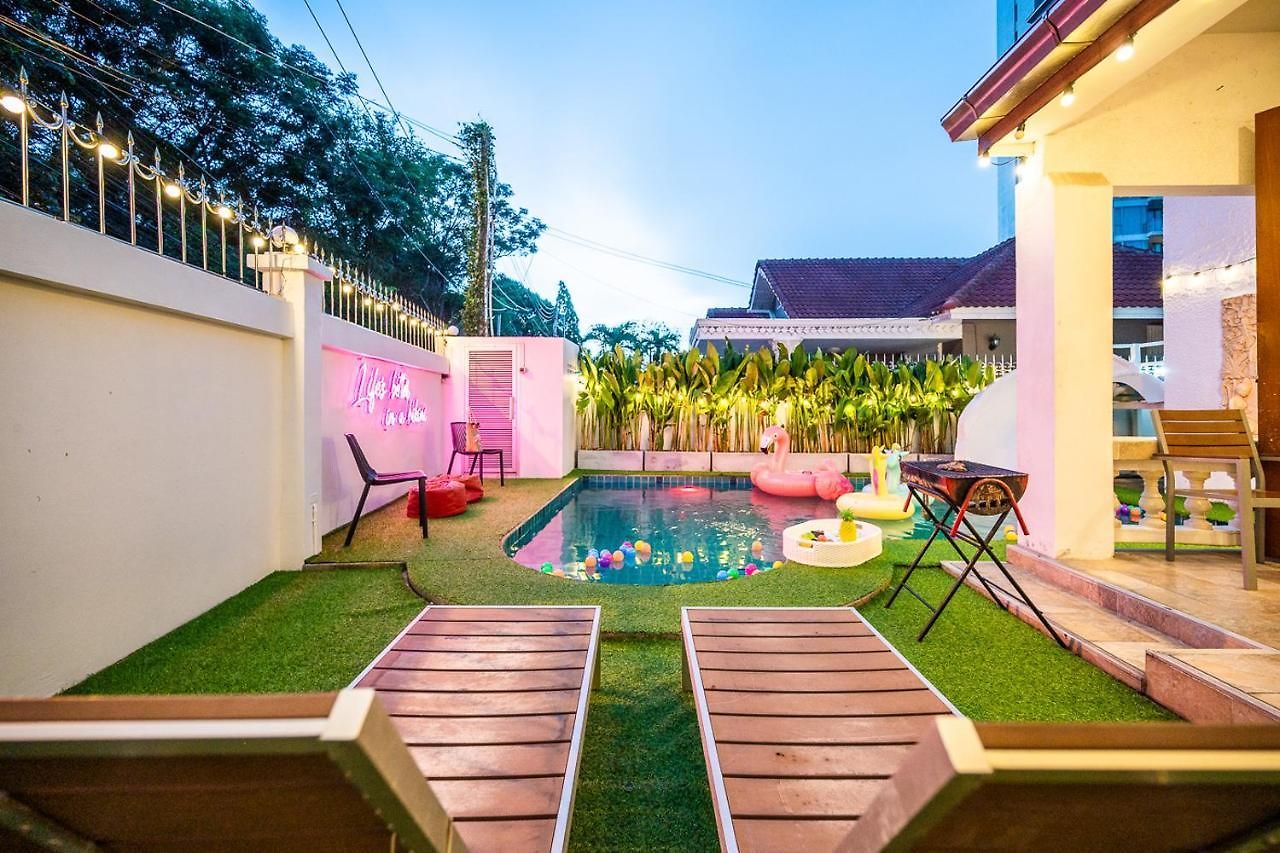 Wongamart Pool