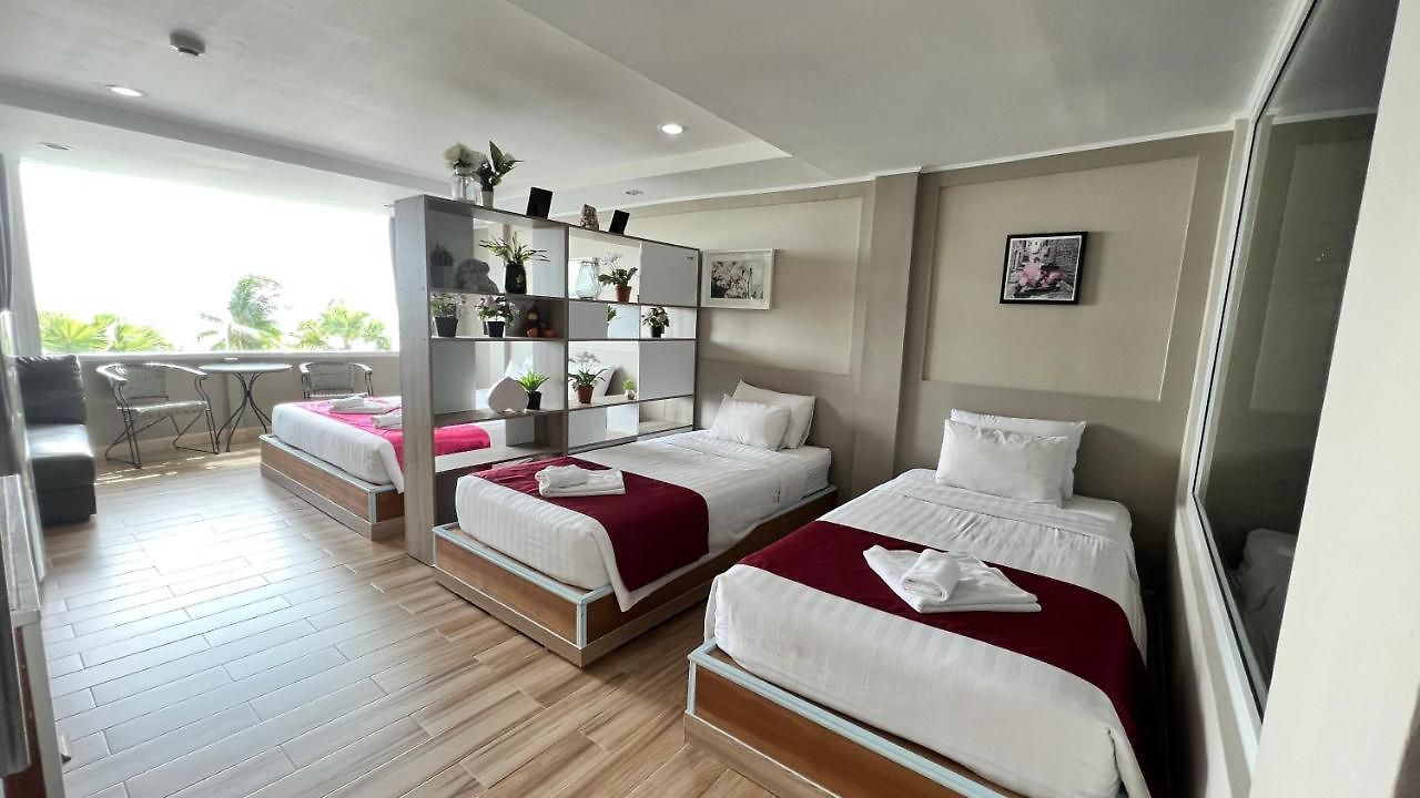 โรงแรม เดอะ บีช ฟร้อนท์ รีสอร์ท, พัทยา