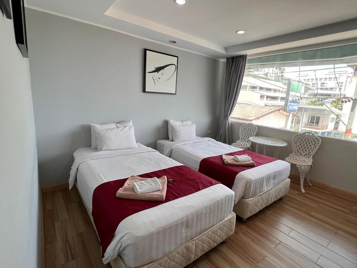 เดอะ บีช ฟร้อนท์ รีสอร์ท, พัทยา โรงแรม