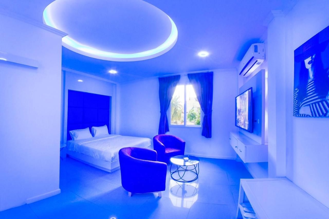โรงแรม Titanic Residence-7 Minute Walk To The