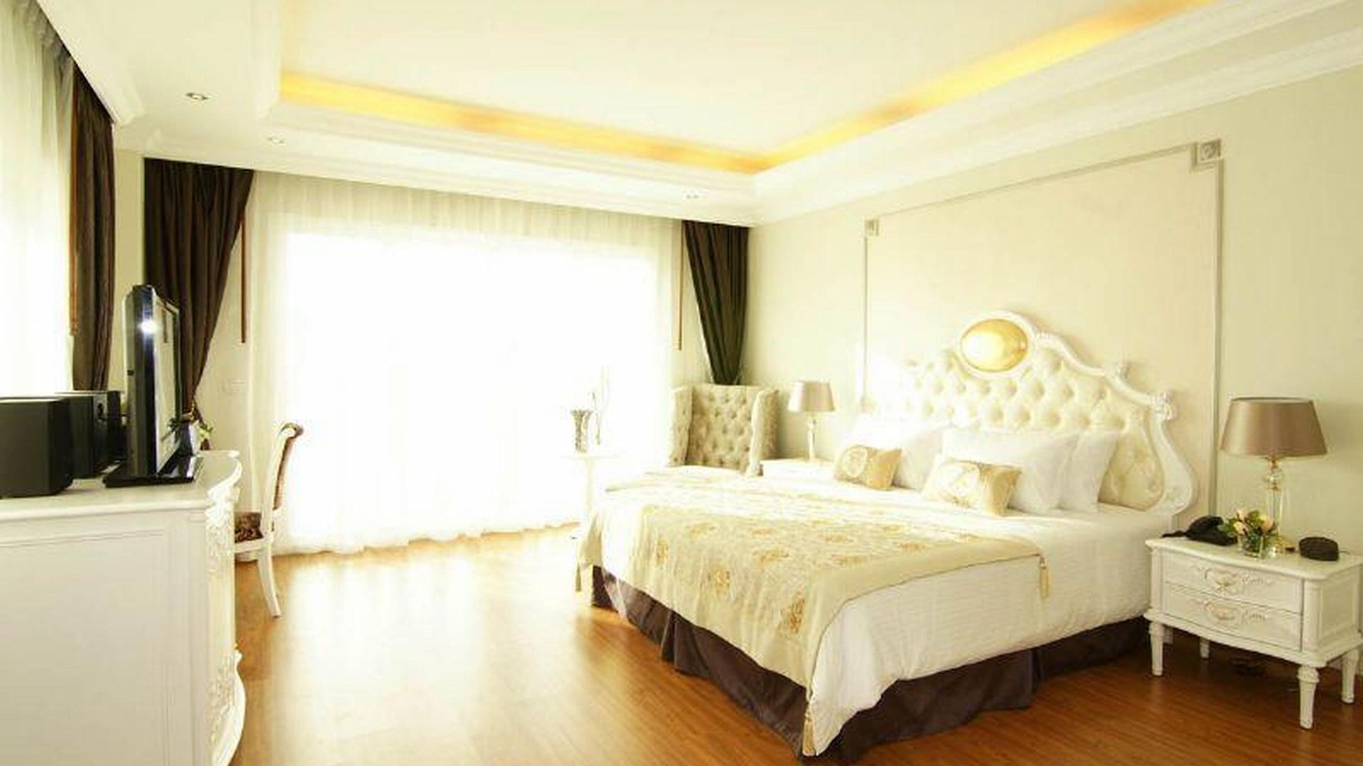 โรงแรม Lk Miracle - Sha Extra
