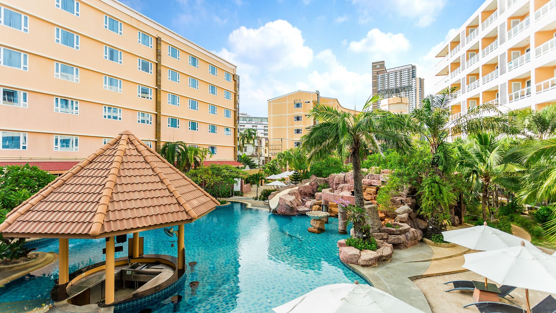 โรงแรม โนวา แพล็ททินัม - Sha Extra