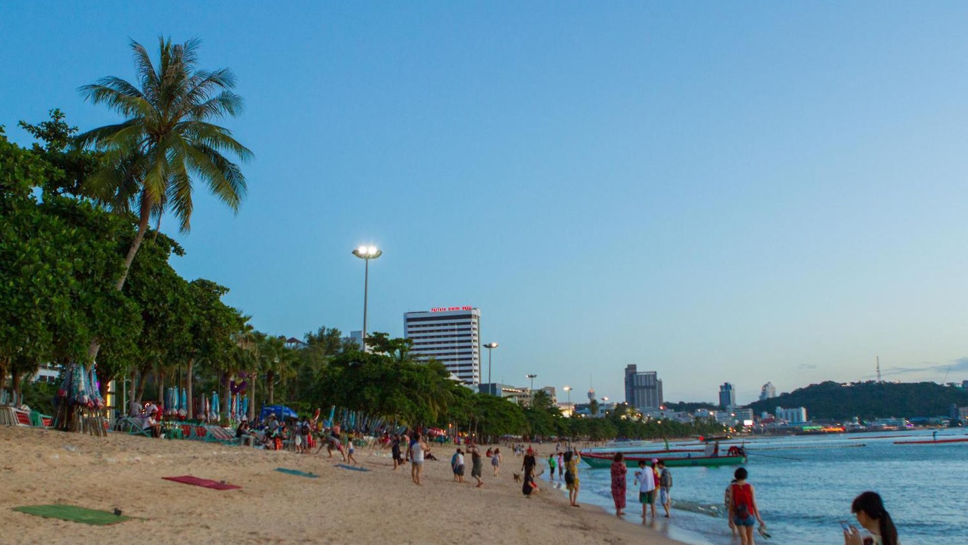 โรงแรม โรงแรมอีสท์ตินี่