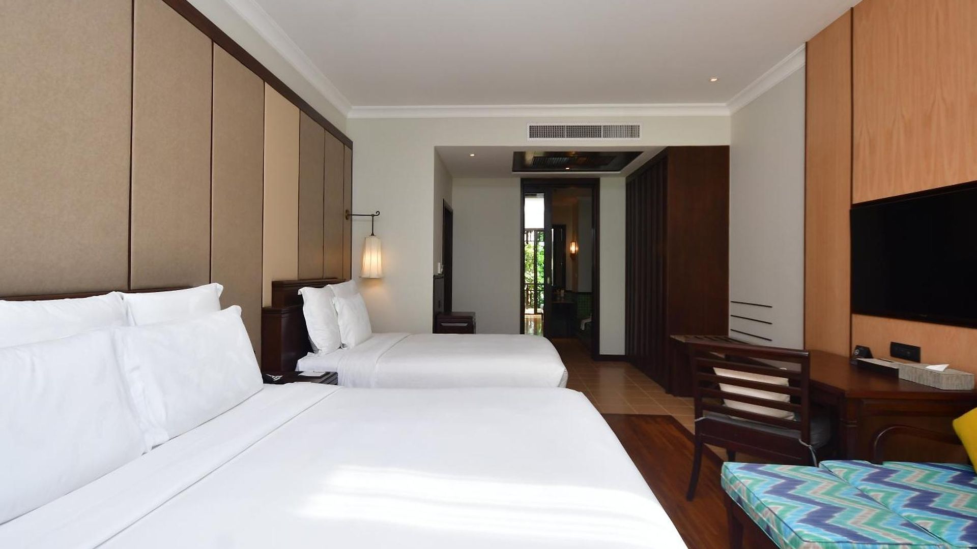 Intercontinental By Ihg