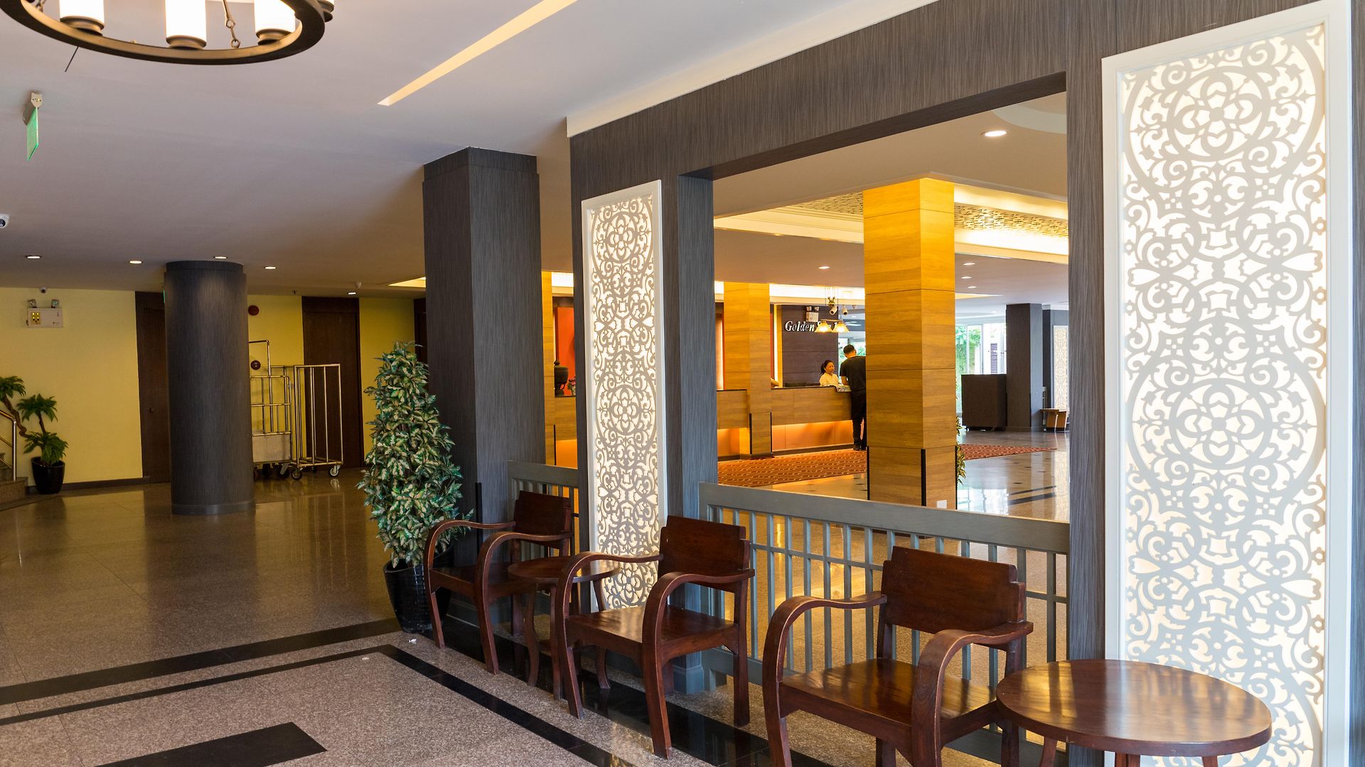 Golden Sea โรงแรม 4*