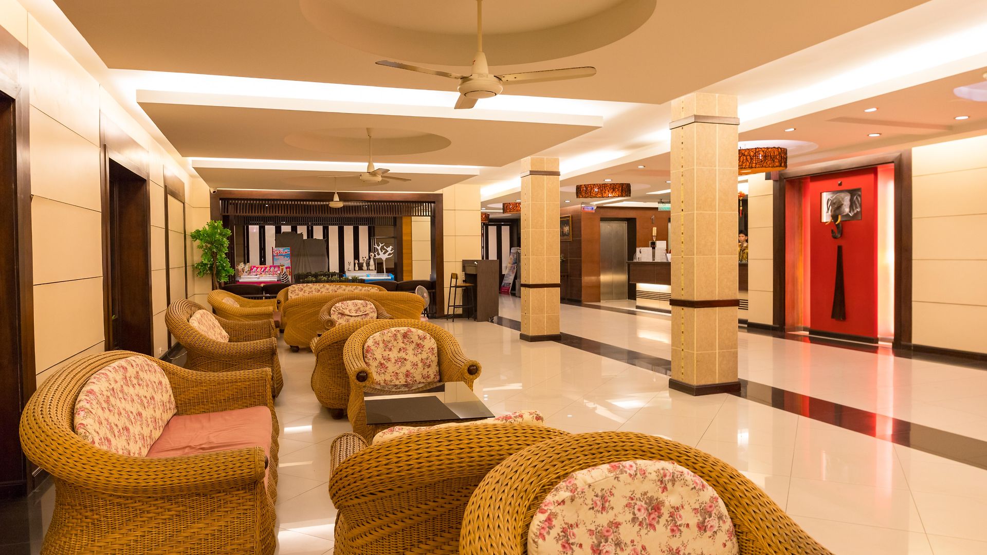 โรงแรม Golden Sea 4*