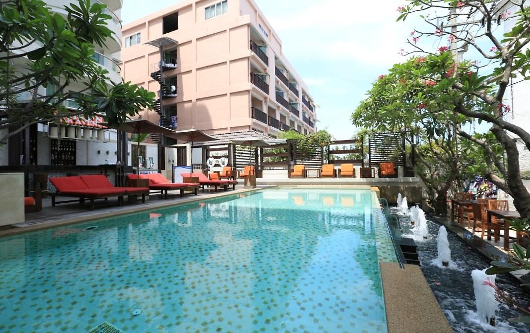 โรงแรม พัทยาซีวิว - Sha Extra Pattaya