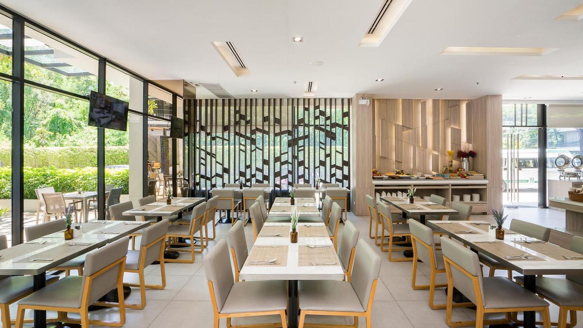 Altera And By At Mind โรงแรม Pattaya