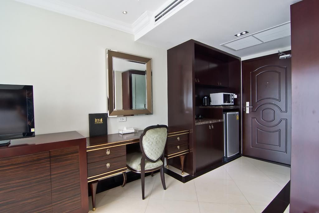 โรงแรม แอลเค รอยอล วิง Pattaya