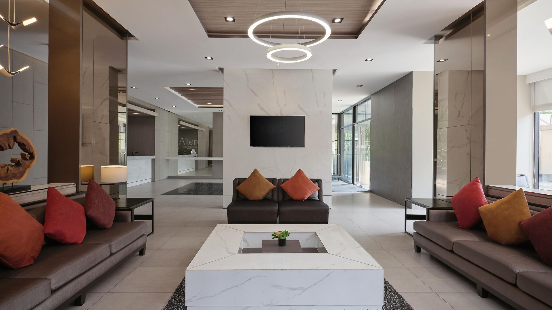 Altera And By At Mind โรงแรม