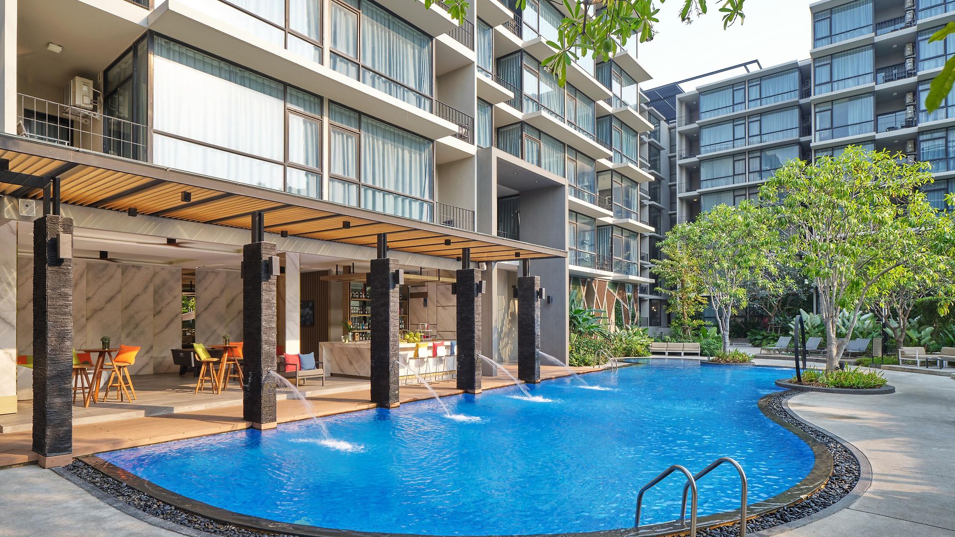 โรงแรม Altera And By At Mind