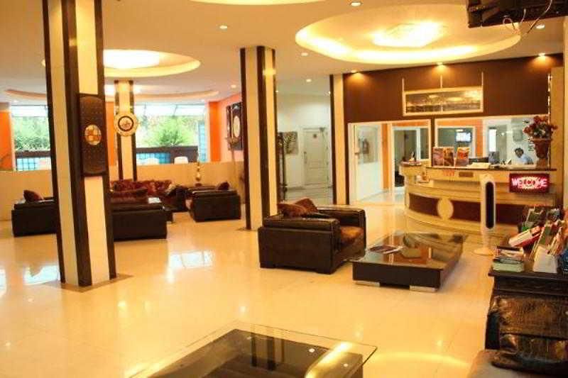 โรงแรม Yes O'tel By Benya 3*