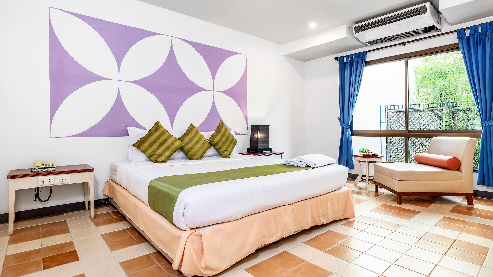 โรงแรม Sawasdee Sea View