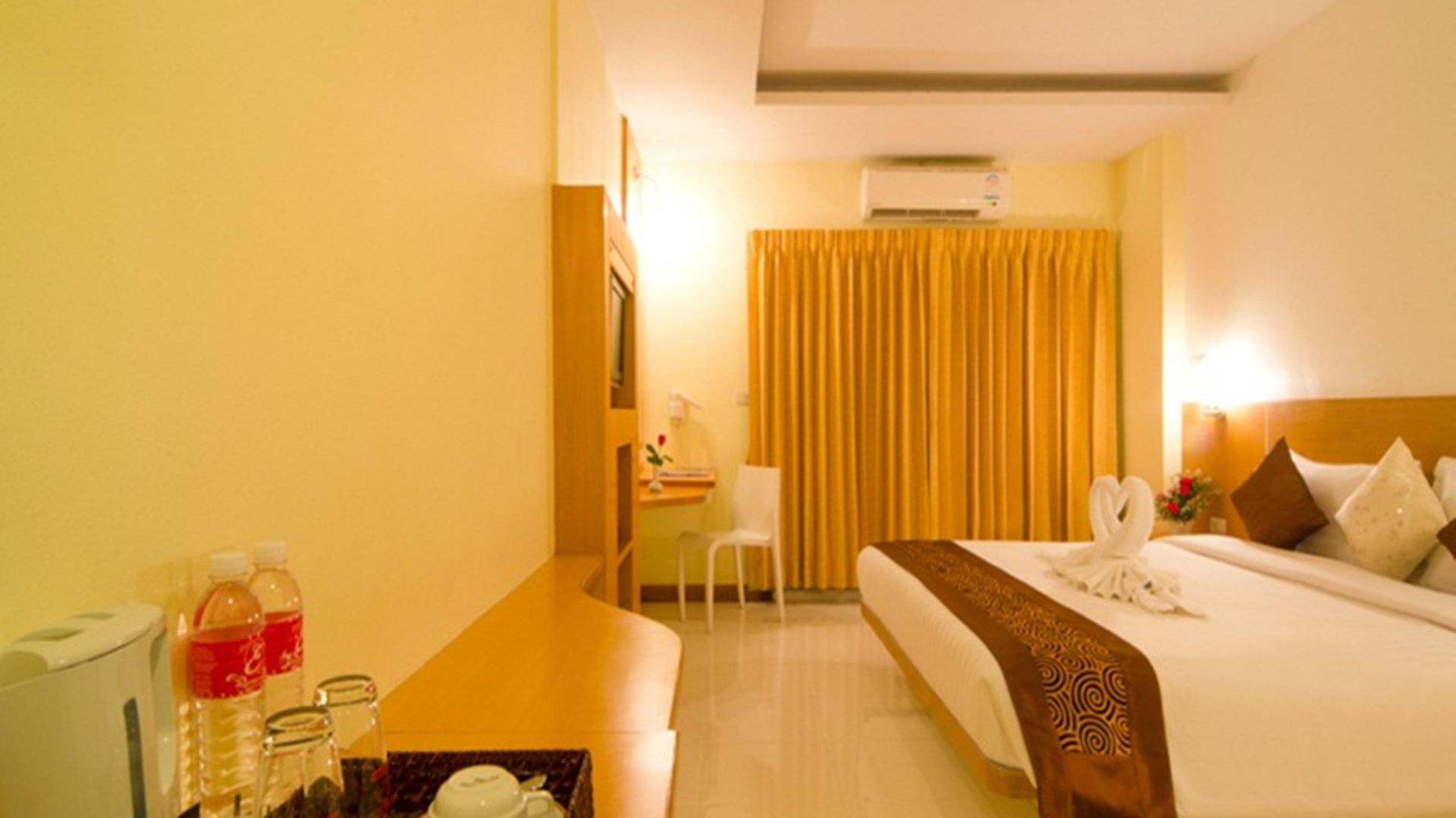 Eastiny Seven 3* Pattaya