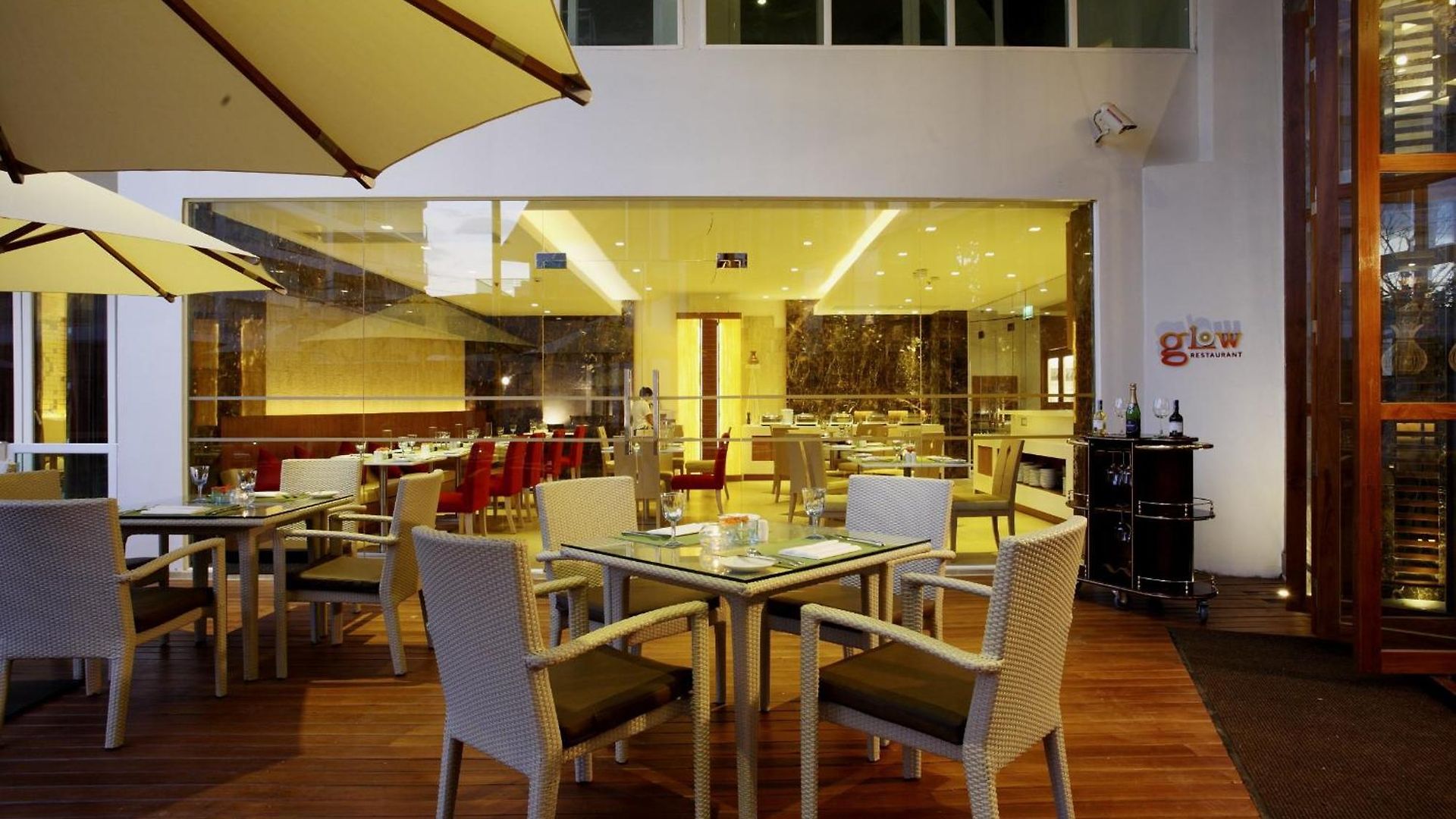 Centara Nova 4*