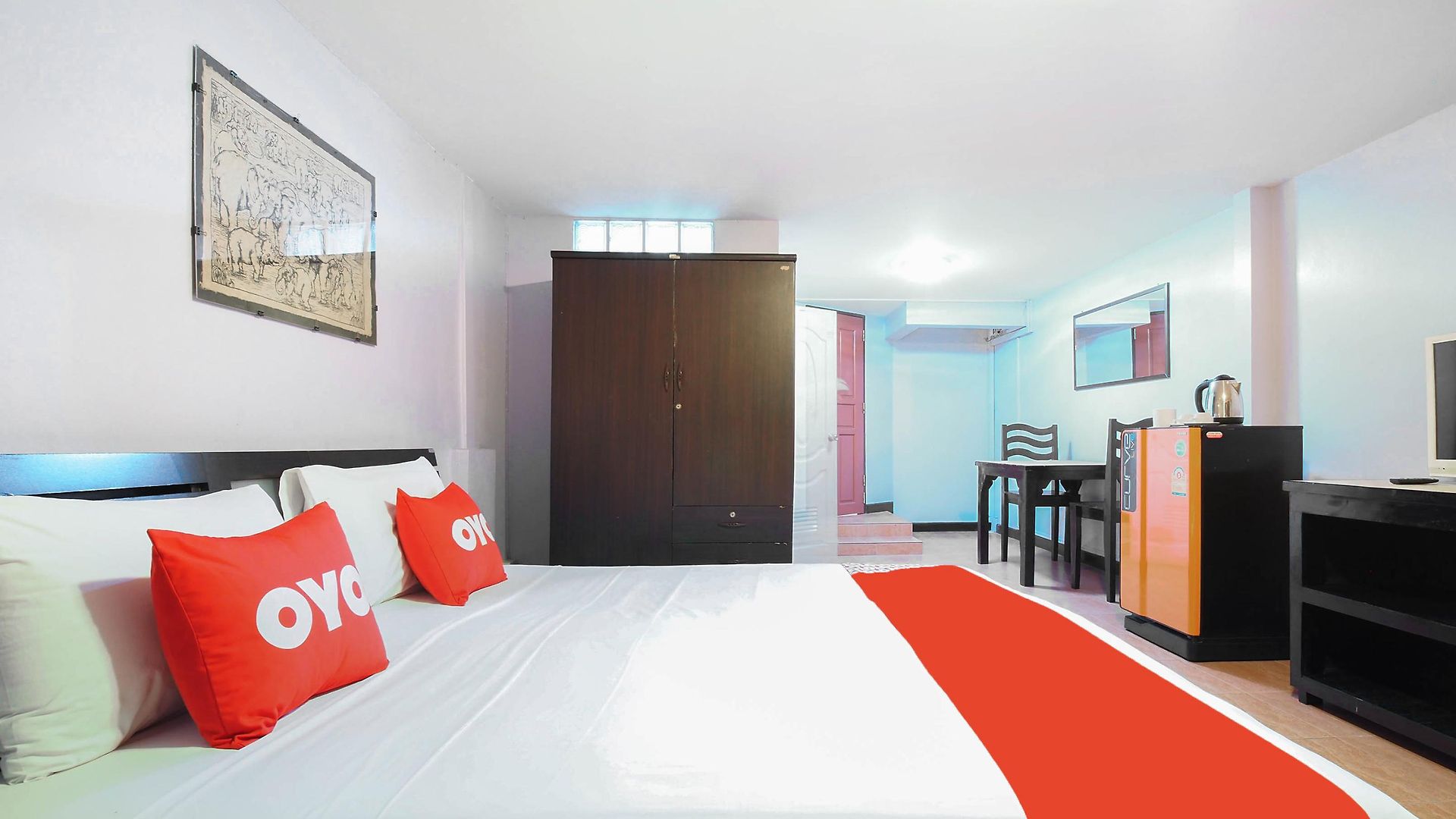 โรงแรม Oyo 963 Sunshine 2*