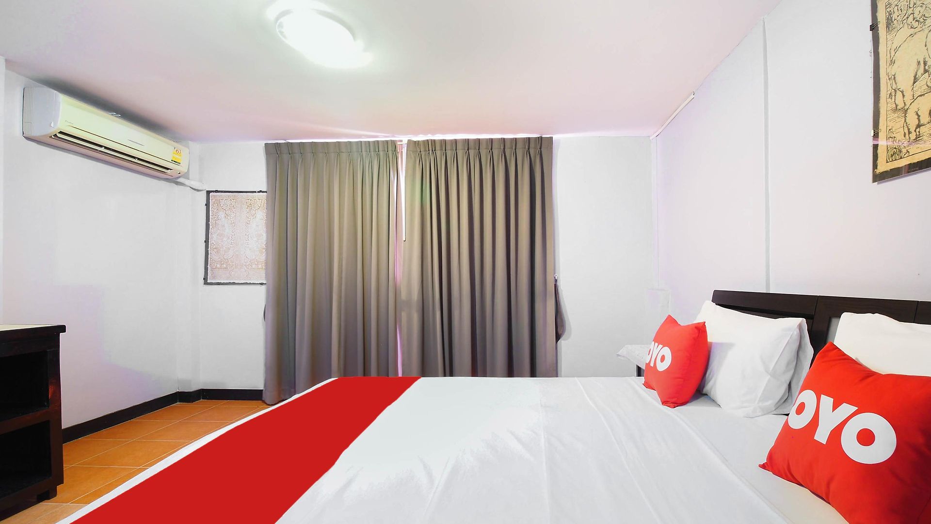 โรงแรม Oyo 963 Sunshine 2*