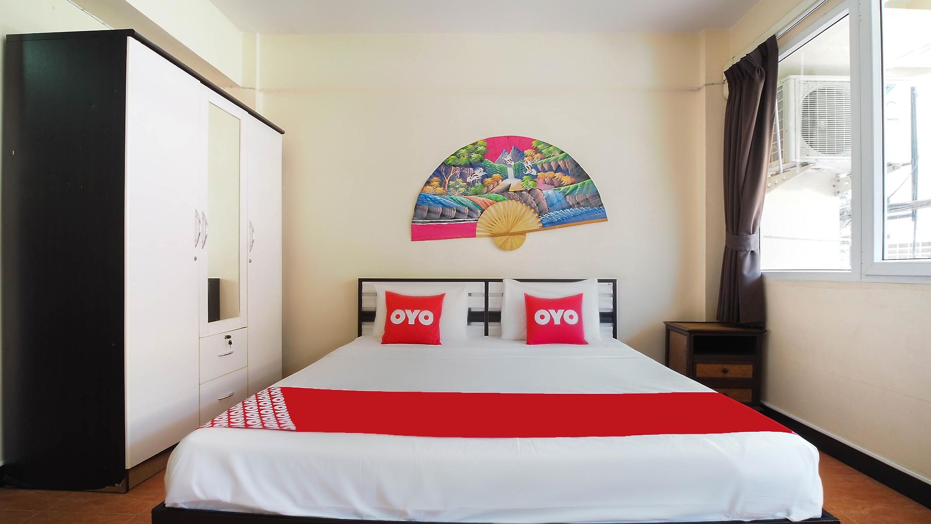 Oyo 963 Sunshine 2* Pattaya