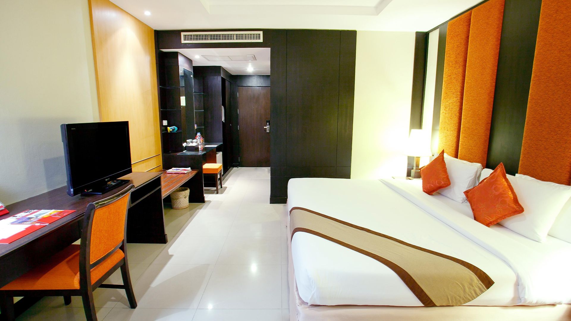 Intimate - Sha Extra Pattaya