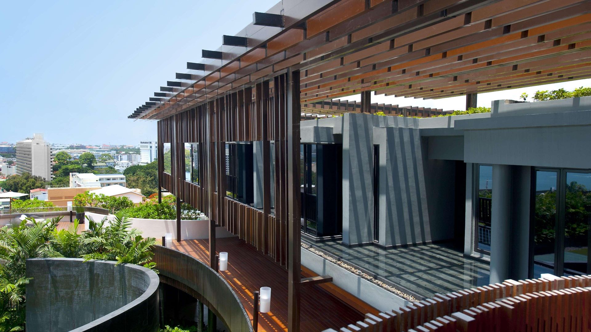 โรงแรมฮิลตัน พัทยา - Sha Extra รีสอร์ท Pattaya