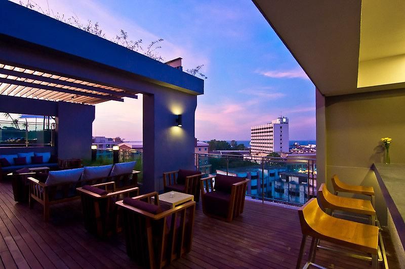 โรงแรม The Sun Xclusive