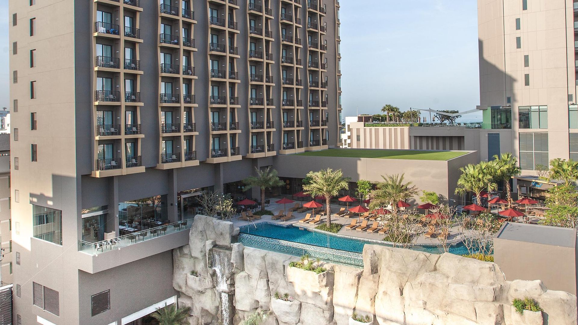 Mercure Ocean โรงแรม