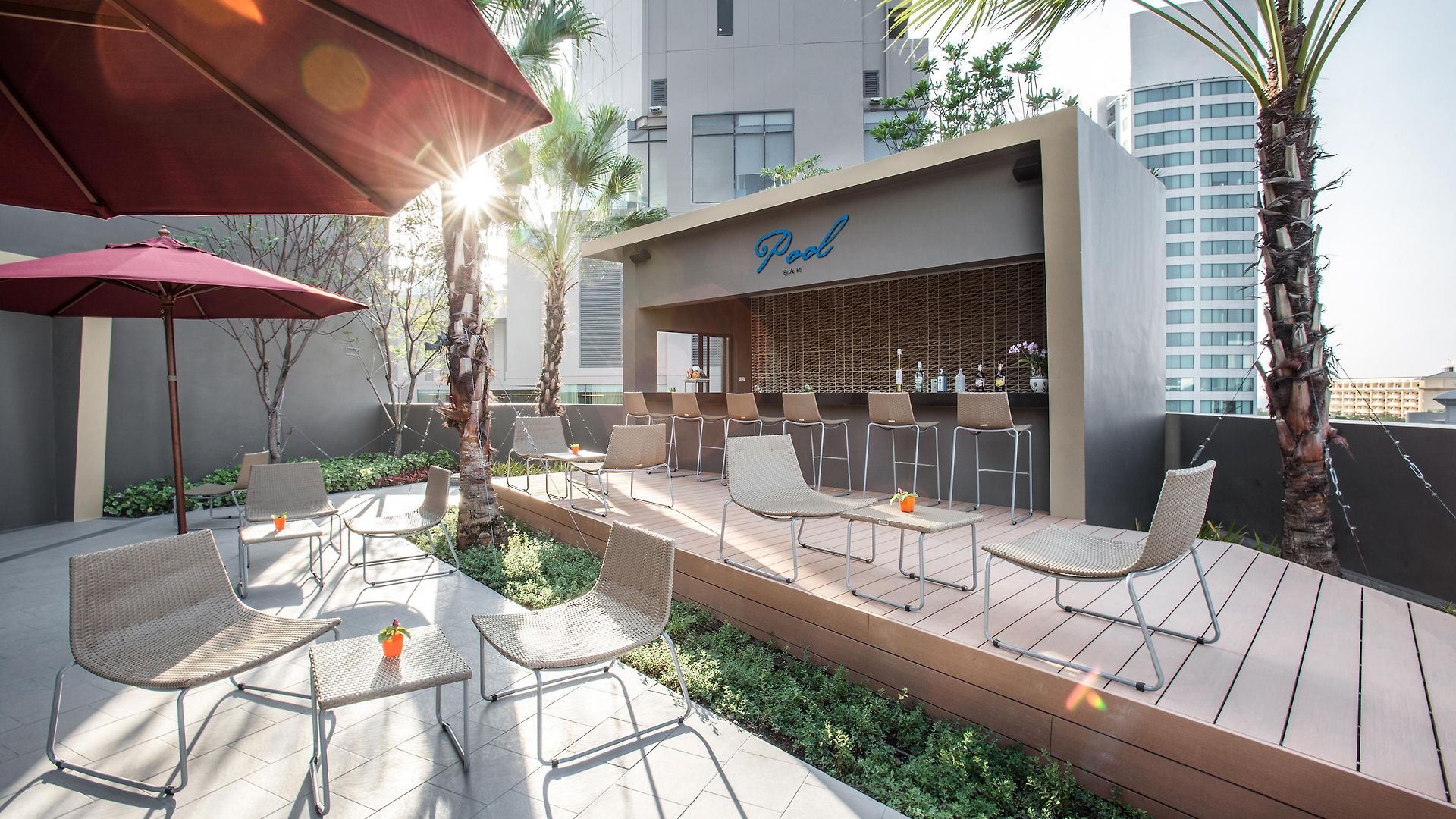 โรงแรม Mercure Ocean 4*