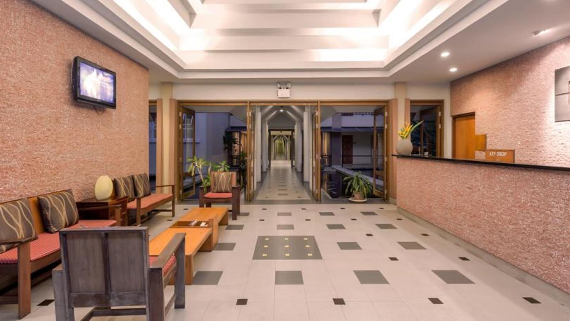 Authong โรงแรม 3*