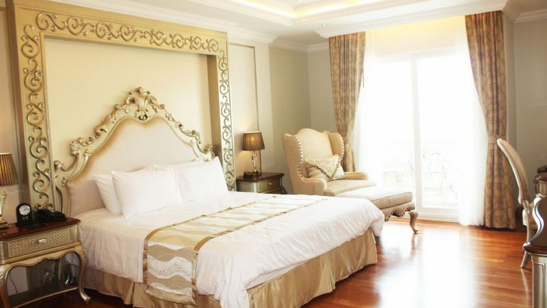 แอล เค ดิเอมเพรส โรงแรม 4*