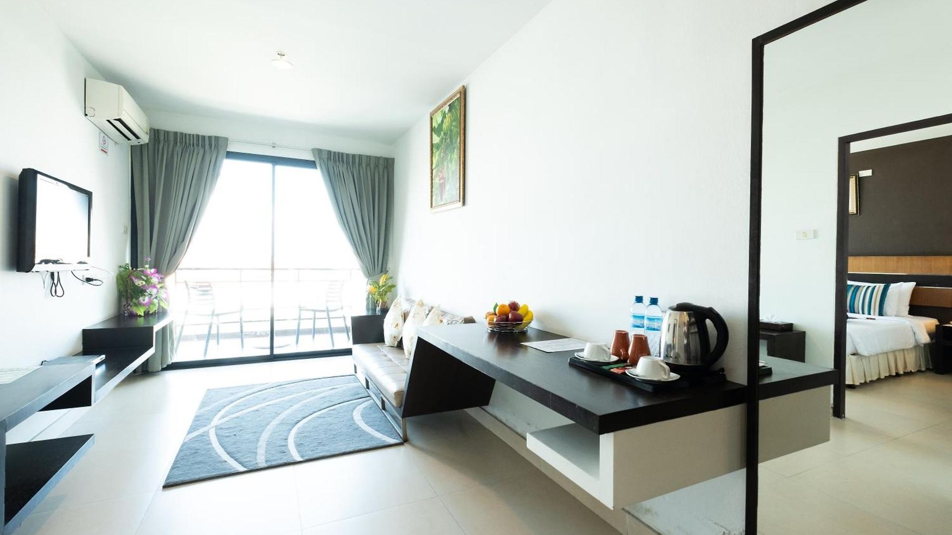 โรงแรม โว้คพัทยา 4*