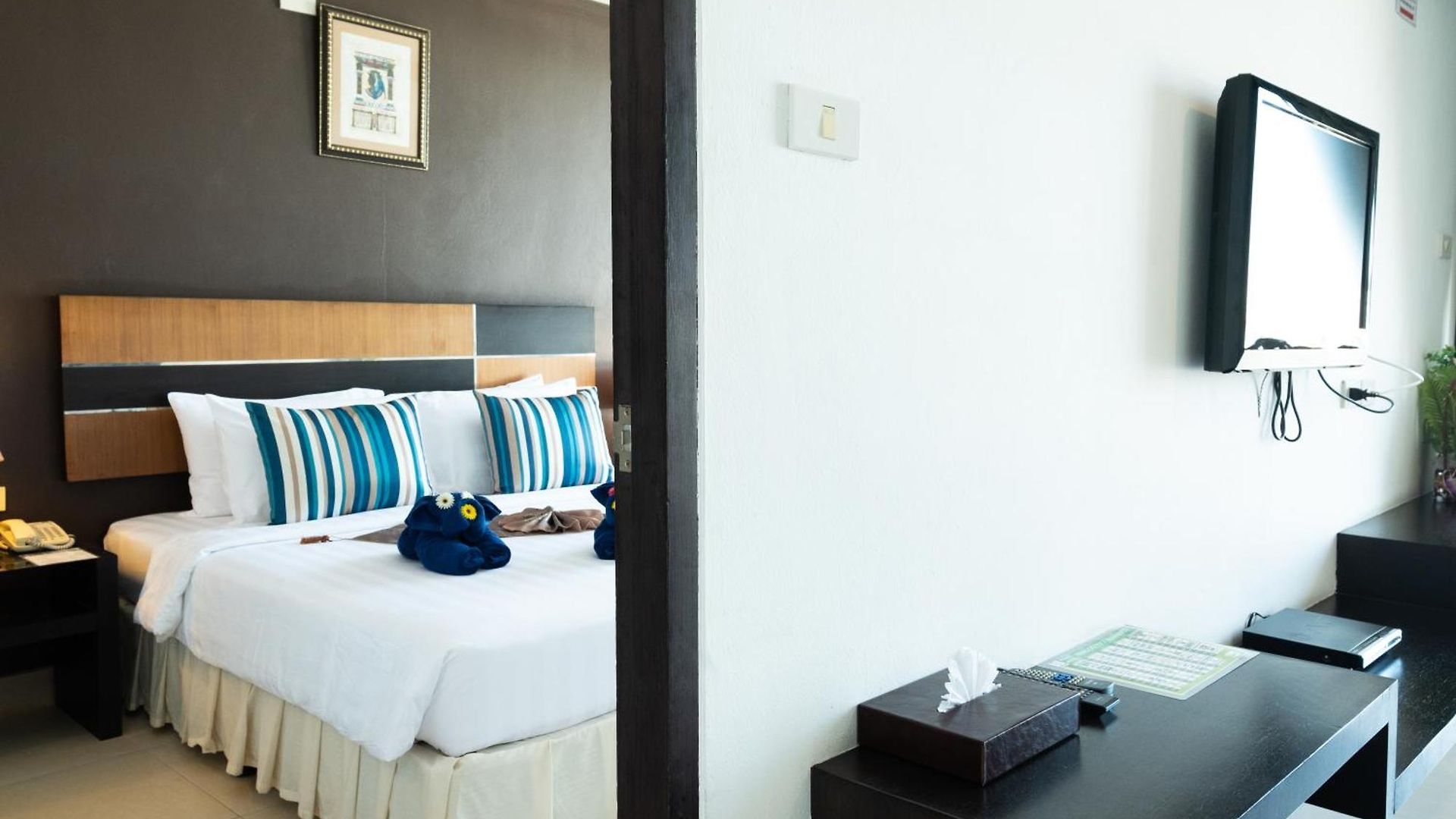 Vogue Hotel 4*